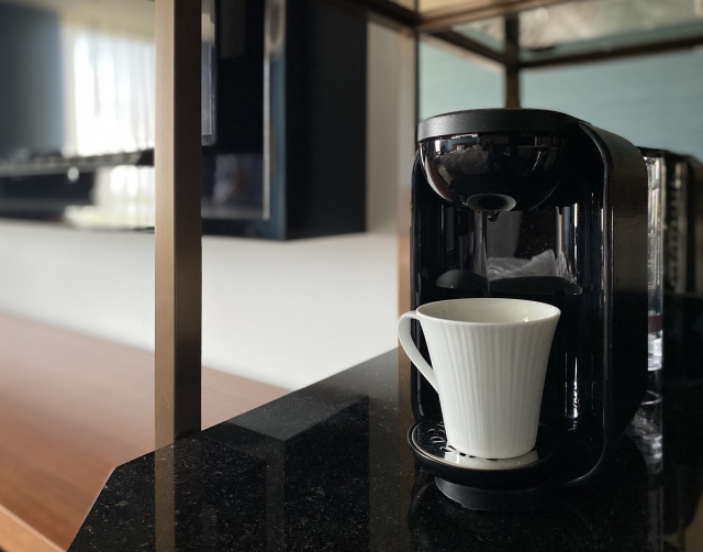 コーヒーメーカーはいる？いらない？ハンドドリップとの違いを解説