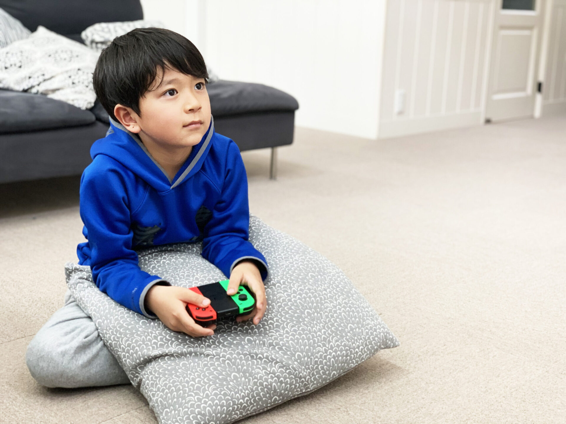 子供のテレビゲーム時間は制限する？平均利用時間や約束のコツを解説